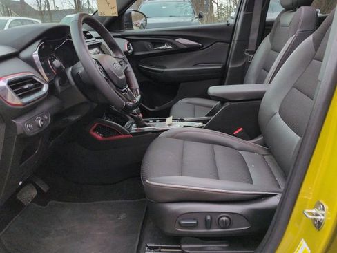 Used 2023 Chevrolet TrailBlazer RS w/ Sun and Liftgate Package image 21