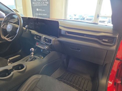 Used 2025 Ford Mustang Dark Horse image 17