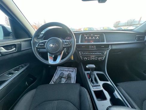 Used 2020 Kia Optima LX image 23