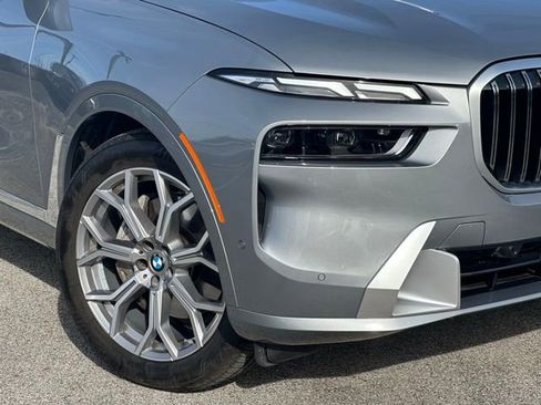 Certified 2025 BMW X7 xDrive40i w/ Premium Package image 10