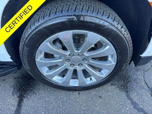 Used 2023 Chevrolet Tahoe Premier w/ Advanced Technology Package AWD/4WD image 33