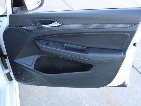 Certified 2023 Volkswagen Golf 20th Anniversary Edition image 24