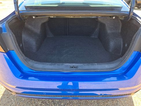 Used 2025 Nissan Altima 2.5 SV image 13