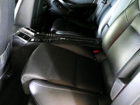 Used 2012 Porsche Panamera Turbo S image 11