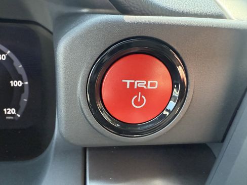 New 2026 Toyota Tacoma TRD Off-Road AWD/4WD image 9