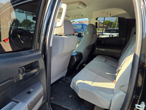 Used 2012 Toyota Tundra 4x4 Double Cab image 8