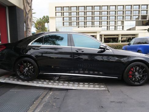 Used 2014 Mercedes-Benz S 63 AMG 4MATIC Sedan image 5