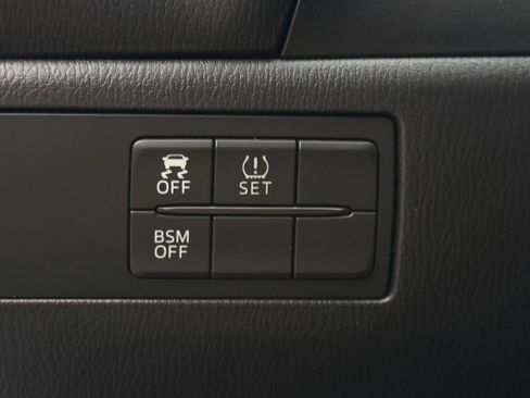 Used 2016 MAZDA MAZDA3 s Touring image 15