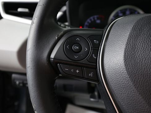 Used 2020 Toyota Corolla SE FWD image 32