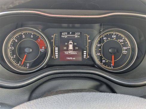 Used 2022 Jeep Cherokee Latitude w/ Sun & Sound Group image 15