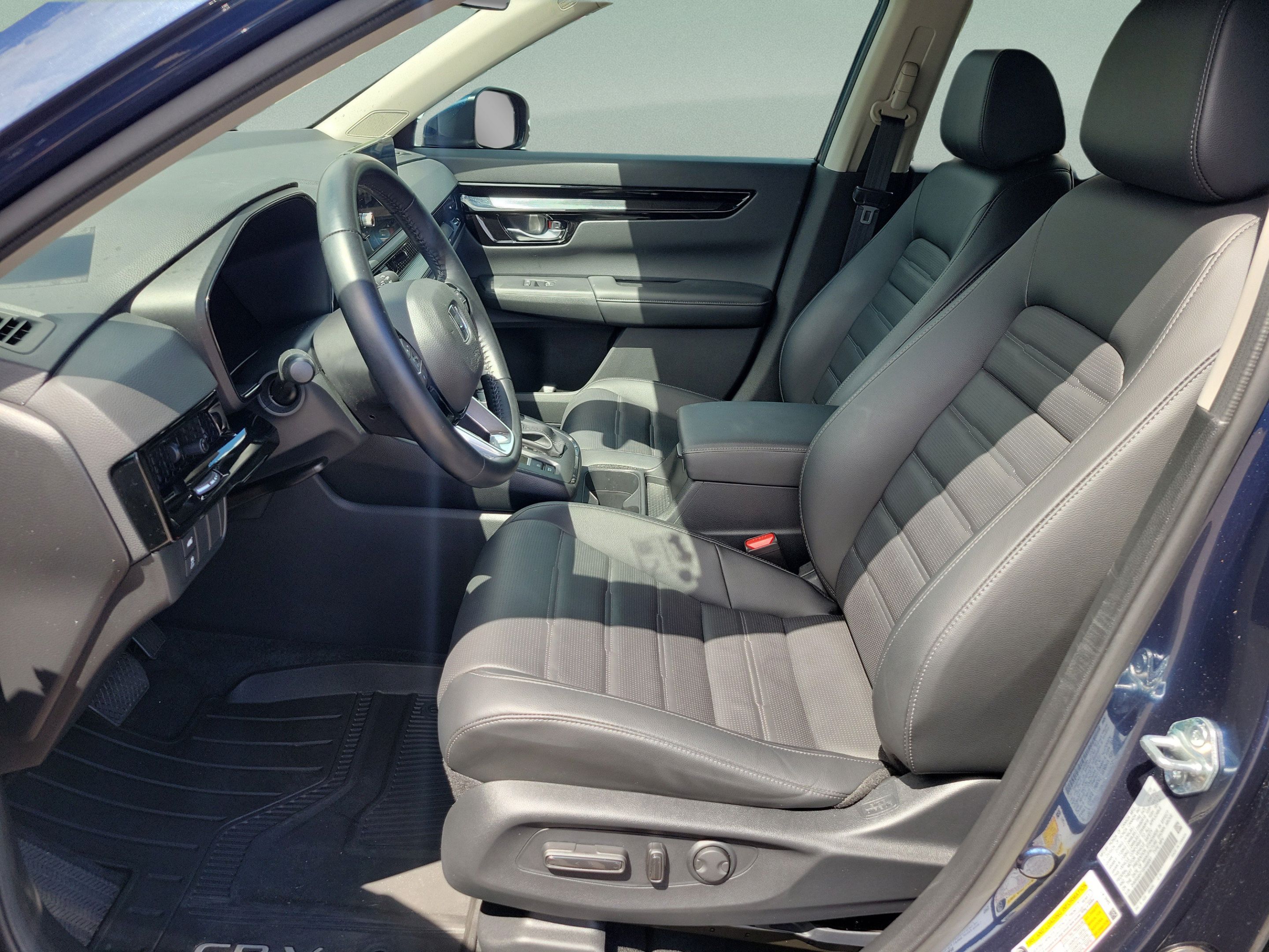 Used 2025 Honda CR-V EX-L image 25