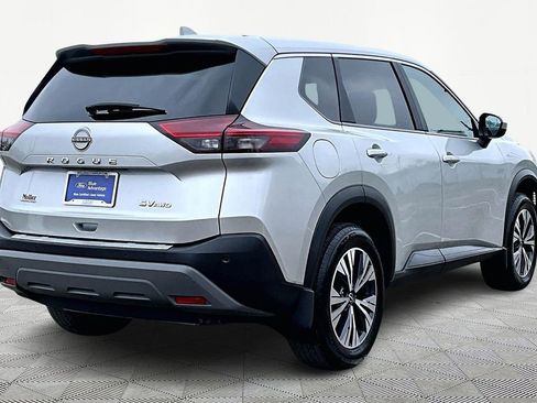 Used 2023 Nissan Rogue SV AWD/4WD image 2