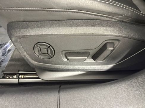 Used 2021 Audi A6 Premium Plus w/ Premium Plus Package image 16