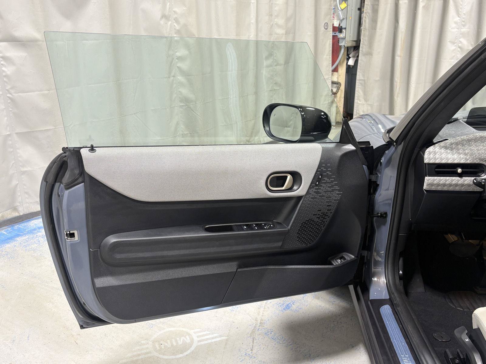 Used 2026 MINI Cooper S FWD image 23