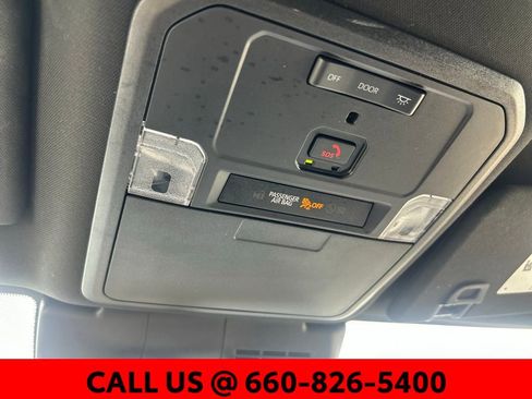 Used 2024 Toyota Tacoma TRD Off-Road image 15