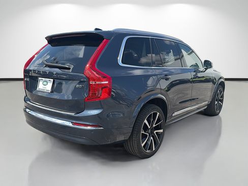 Used 2025 Volvo XC90 B5 Plus w/ Protection Package Premier AWD/4WD image 5