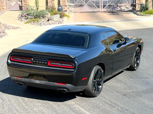 Used 2018 Dodge Challenger SXT w/ Blacktop Package image 6