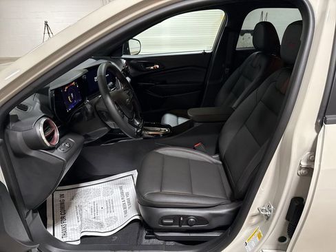 New 2026 Chevrolet Trax RS w/ Driver Confidence Package image 18