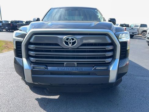 Used 2023 Toyota Tundra Limited image 2
