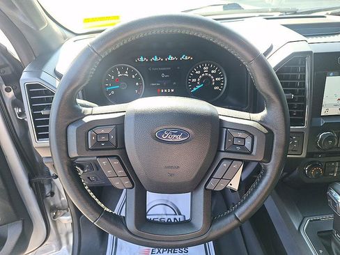 Used 2018 Ford F150 XLT w/ Equipment Group 302A Luxury AWD/4WD image 13