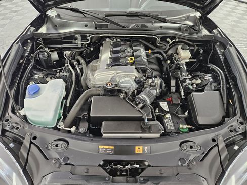 Used 2018 MAZDA MX-5 Miata RF Grand Touring RWD image 40