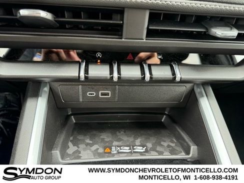 New 2025 Chevrolet Colorado LT w/ LT Convenience Package image 15