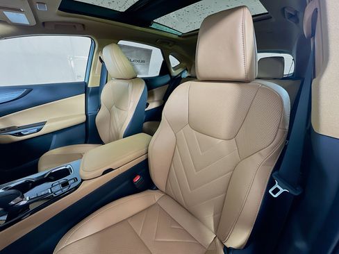 Used 2025 Lexus NX 350 AWD w/ Accessory Package (2T) image 20