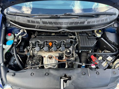 Used 2010 Honda Civic LX image 32