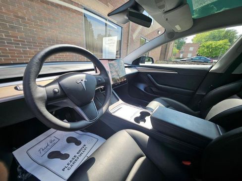 Used 2023 Tesla Model 3 Standard Range RWD image 35