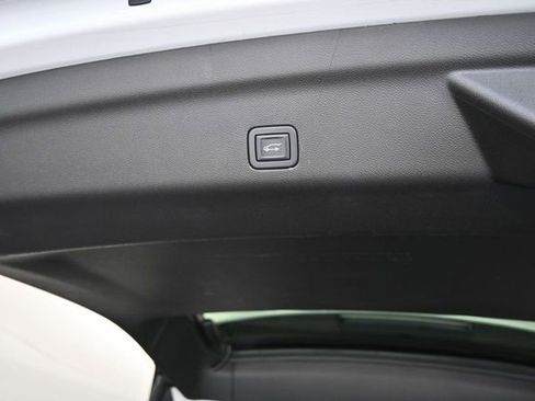 Used 2022 GMC Yukon AT4 AWD/4WD image 42