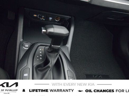New 2026 Kia K4 FWD image 25