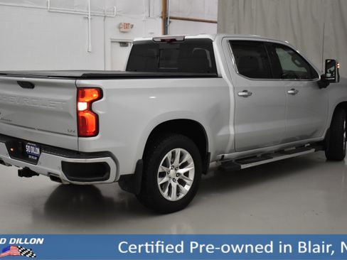 Used 2021 Chevrolet Silverado 1500 LTZ w/ LTZ Premium Package image 15
