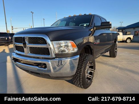 Used 2016 RAM 2500 Tradesman w/ Chrome Appearance Group image 3