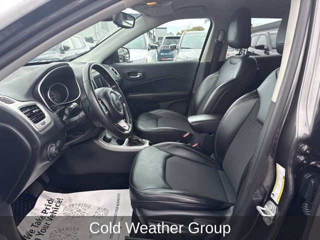 Used 2019 Jeep Compass Latitude w/ Cold Weather Group AWD/4WD image 10