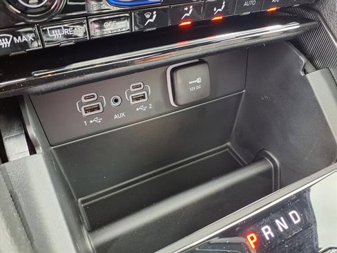 New 2025 Jeep Grand Cherokee Limited w/ Trailer Tow Package image 8