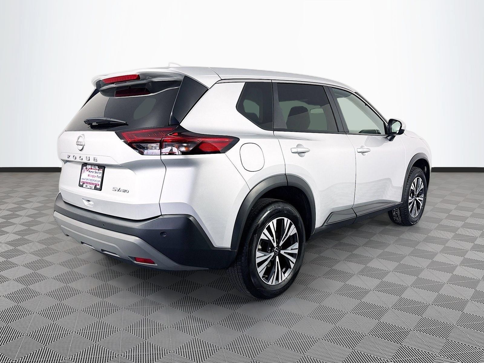 Used 2023 Nissan Rogue SV AWD/4WD image 7