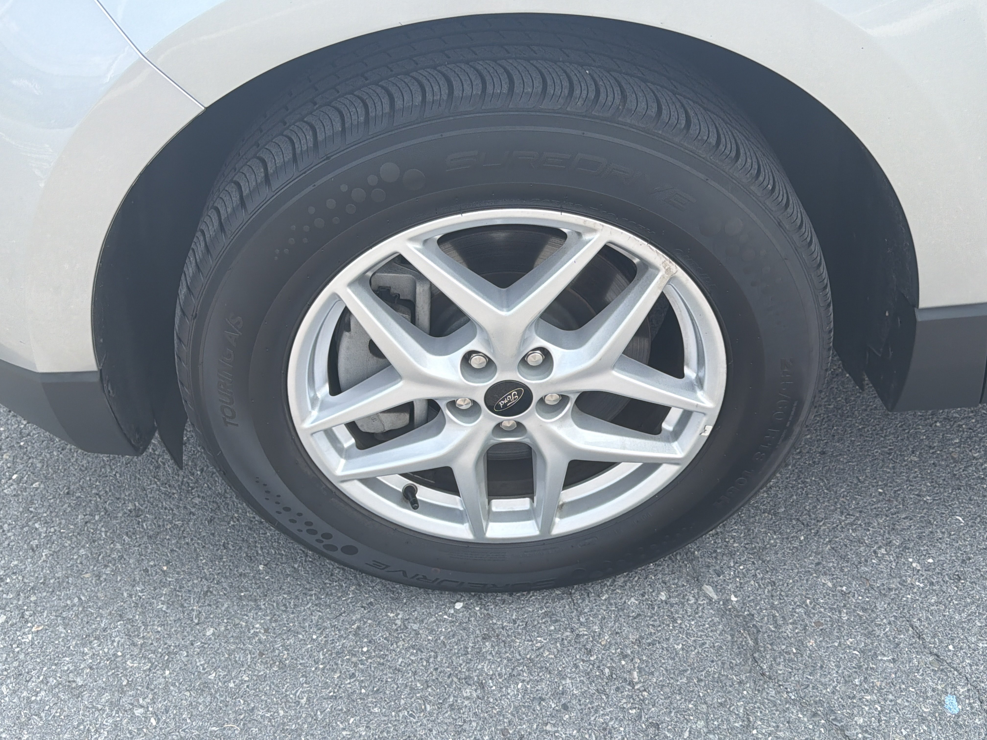 Certified 2024 Ford Edge SEL AWD/4WD image 12