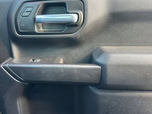 Used 2021 Chevrolet Silverado 1500 Custom image 21