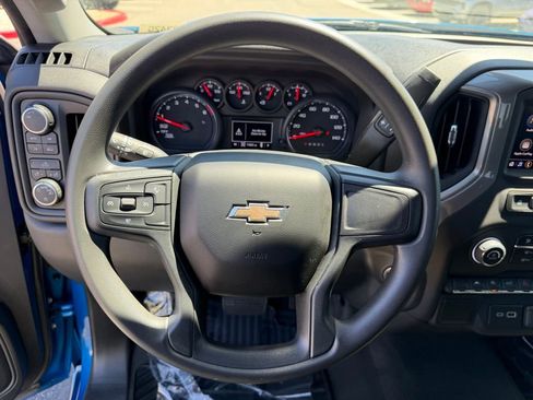 Used 2023 Chevrolet Silverado 1500 Custom AWD/4WD image 22