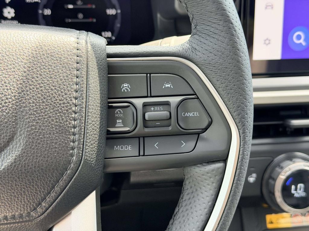 Certified 2025 Toyota Tacoma TRD Off-Road w/ TRD Off Road Premium Package AWD/4WD image 7