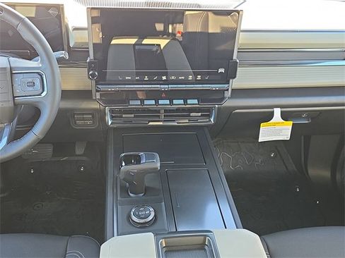 New 2026 GMC Hummer EV SUV image 28