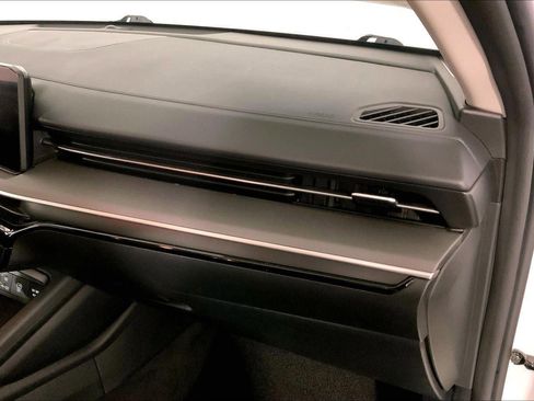 Used 2025 Kia K5 LXS FWD image 16