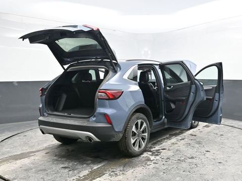 Used 2024 Ford Escape Platinum image 38