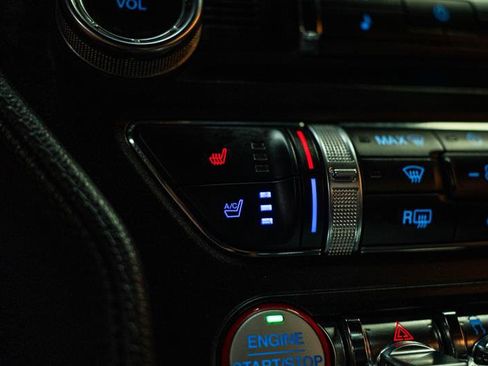 Used 2017 Ford Mustang Premium RWD image 18