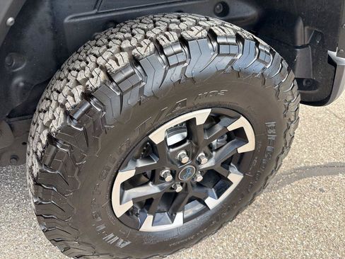 Used 2025 Jeep Wrangler Unlimited Rubicon 4xe AWD/4WD image 13