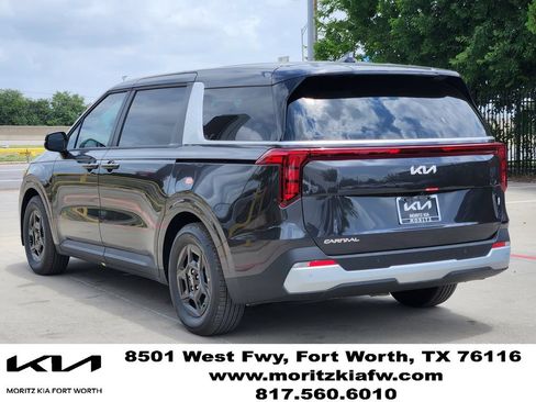 New 2026 Kia Carnival FWD image 4