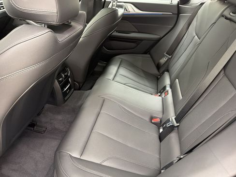 Used 2025 BMW i4 eDrive40 w/ Premium Package RWD image 22