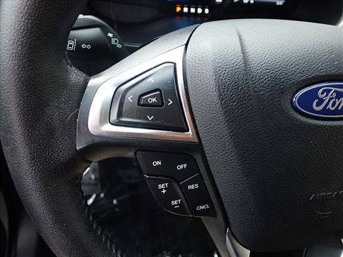 Used 2019 Ford Edge SEL w/ Equipment Group 201A FWD image 15