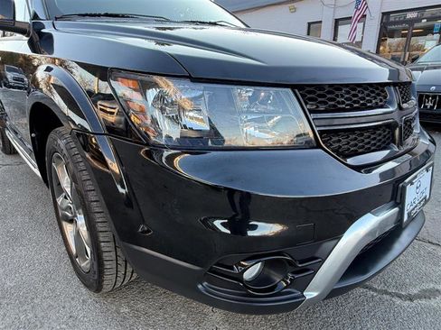 Used 2018 Dodge Journey Crossroad w/ Driver Convenience Group image 14