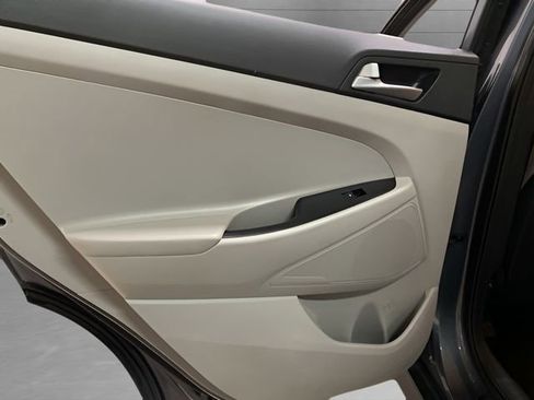 Used 2021 Hyundai Tucson SE image 57